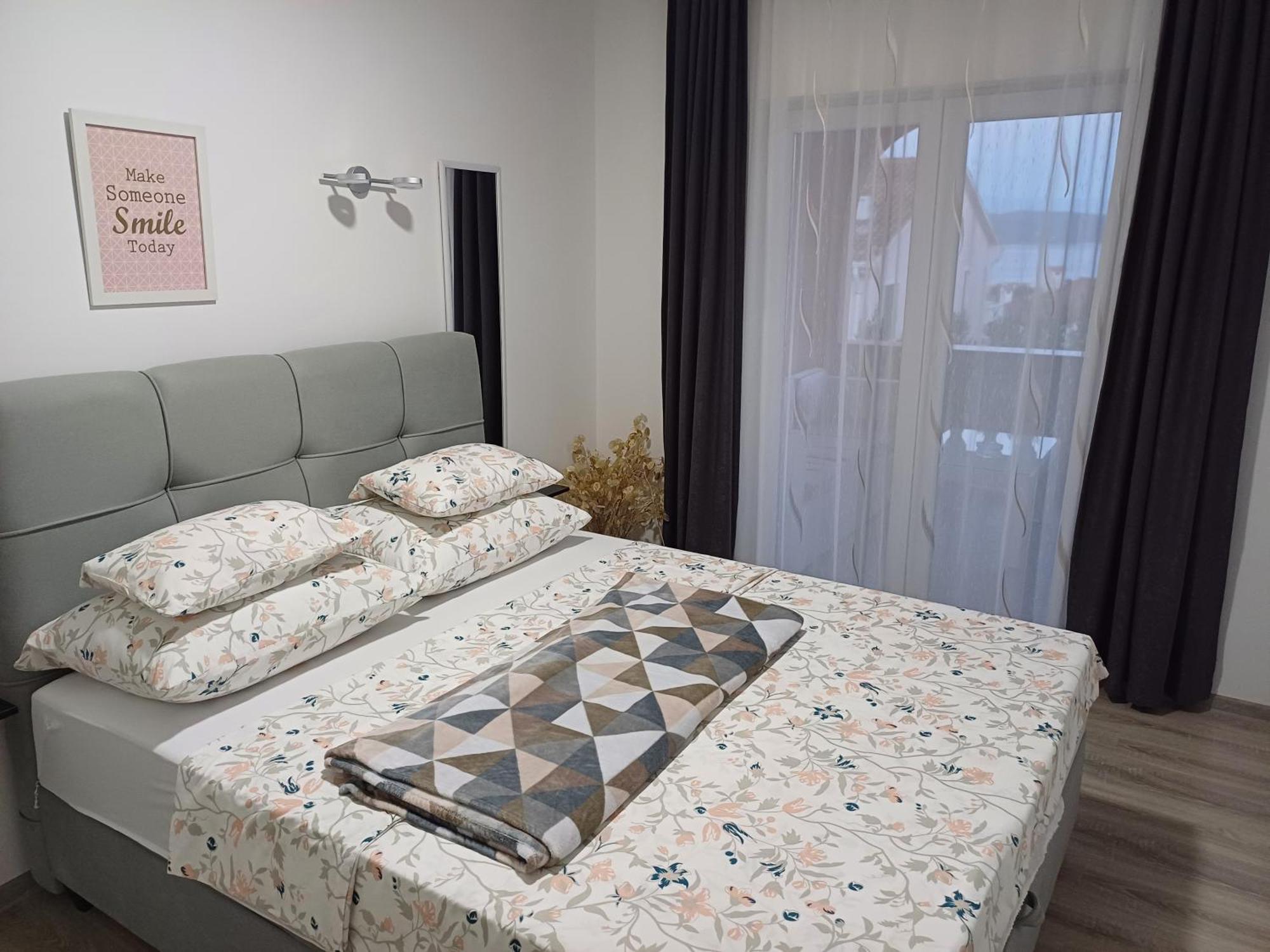 Apartmani Bulajic 克尔克 外观 照片